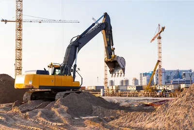 Kostenoptimierung in der Baumaschinenmiete – warum Tagesmietpreise nicht die ganze Wahrheit sind